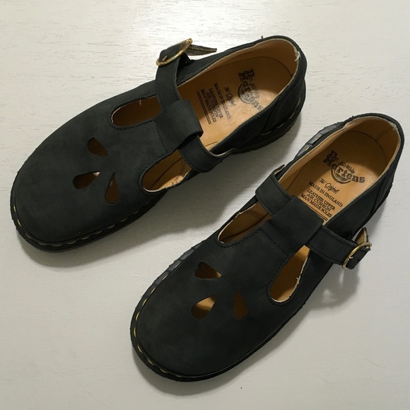 dr martens closed toe sandals